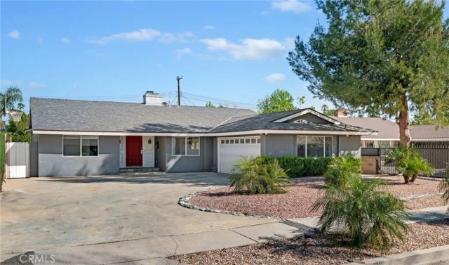 16615 Calahan Street, North Hills, CA 91343