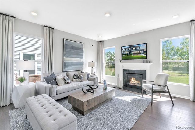 27144 Silo Drive, Saline, MI 48176