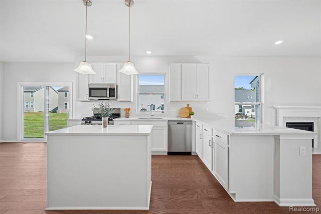 27144 Silo Drive, Saline, MI 48176