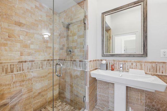641 HONEYSUCKLE LN, Severna Park, MD 21146