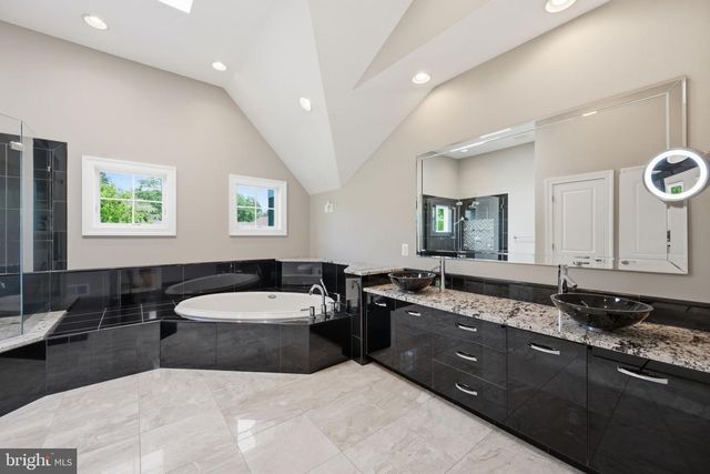 641 HONEYSUCKLE LN, Severna Park, MD 21146