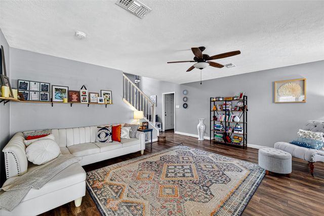 7214 Pembrough Lane, Katy, TX 77494