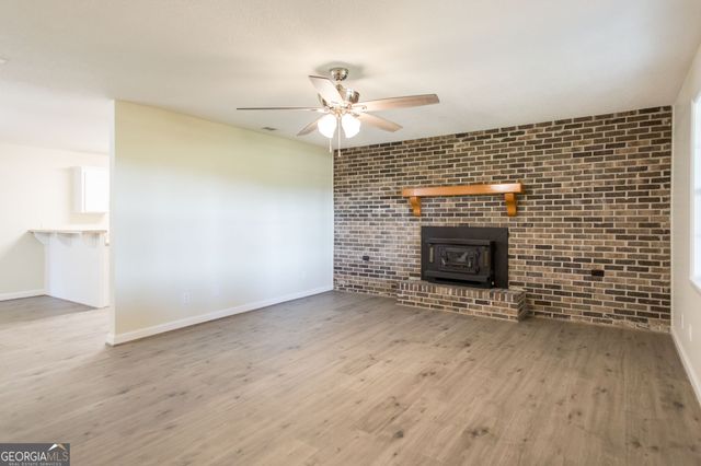 6731 Youmans Chapel Road, Blackshear, GA 31516