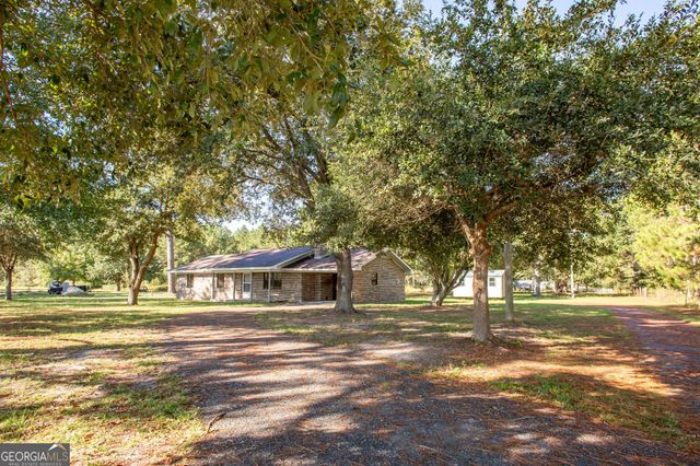 6731 Youmans Chapel Road, Blackshear, GA 31516