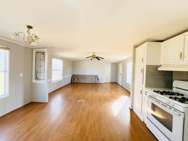 35226 Free Lane, Pinehurst, TX 77362