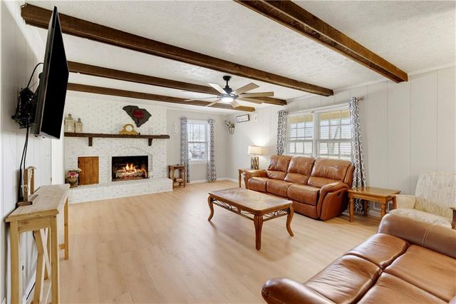3880 Tanners Mill Road, Gainesville, GA 30507