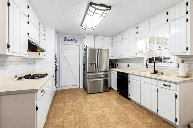 3880 Tanners Mill Road, Gainesville, GA 30507