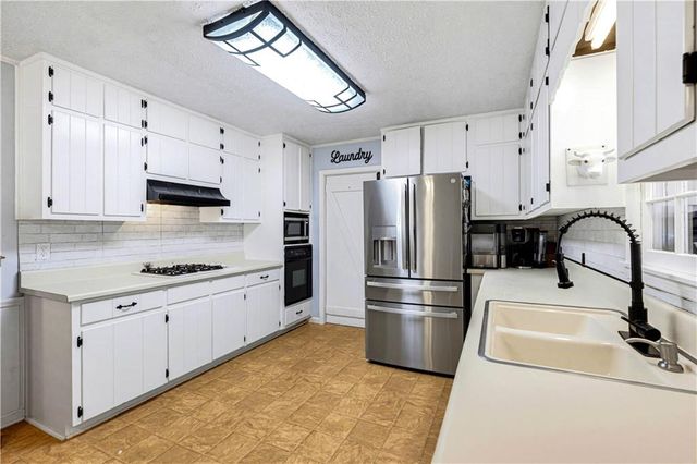 3880 Tanners Mill Road, Gainesville, GA 30507