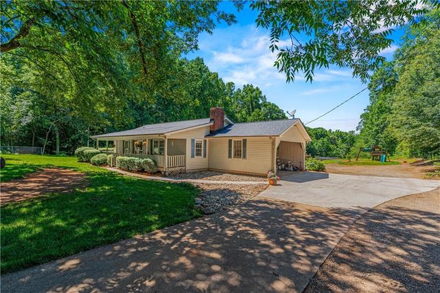 3880 Tanners Mill Road, Gainesville, GA 30507