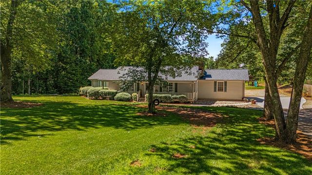 3880 Tanners Mill Road, Gainesville, GA 30507
