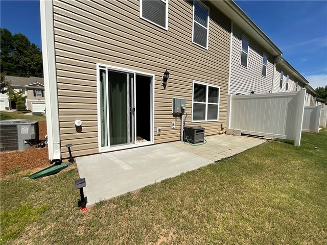 400 Oakmont Valley Trail, Seneca, SC 29678