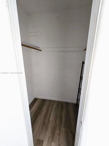 1255 Marseille 21, Miami Beach, FL 33141