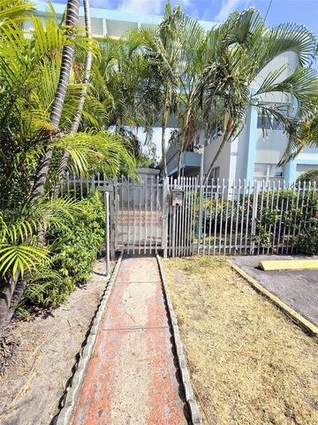 1255 Marseille 21, Miami Beach, FL 33141