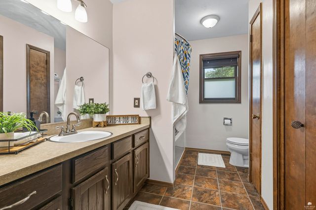 1912 Tulip Terrace, Manhattan, KS 66502