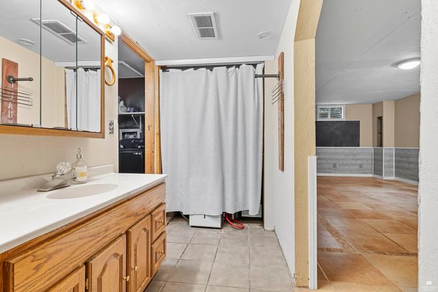 1912 Tulip Terrace, Manhattan, KS 66502