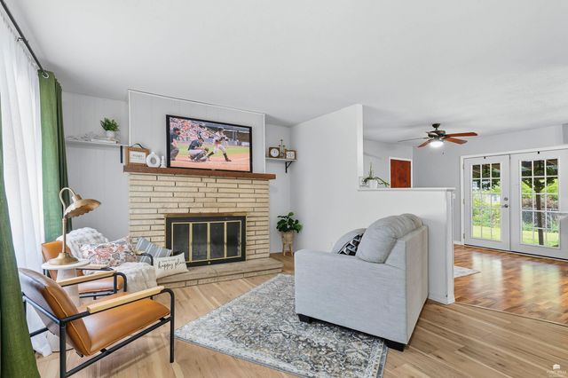 1912 Tulip Terrace, Manhattan, KS 66502