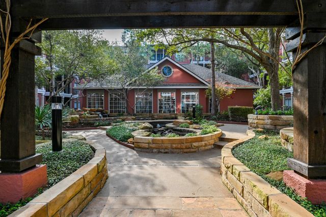 2400 Mccue Road 443, Houston, TX 77056