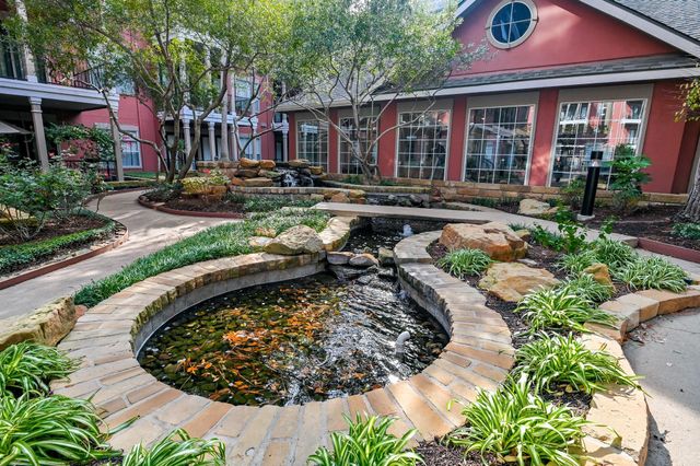 2400 Mccue Road 443, Houston, TX 77056