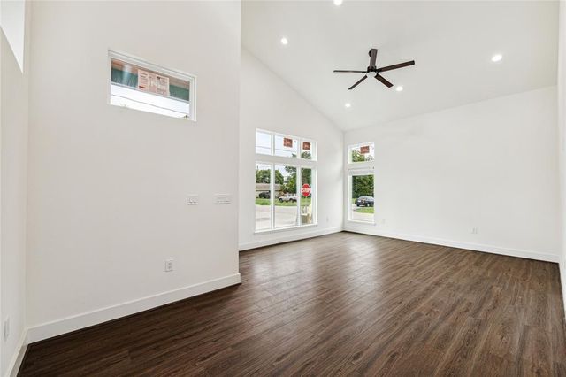 2620 Noble Street, Houston, TX 77026