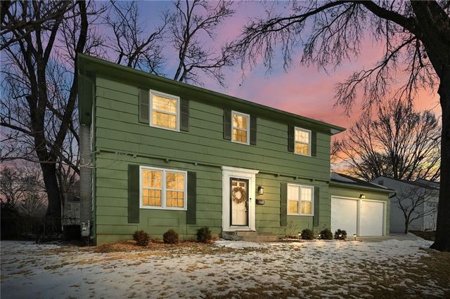 6000 W 101st Place, Overland Park, KS 66207