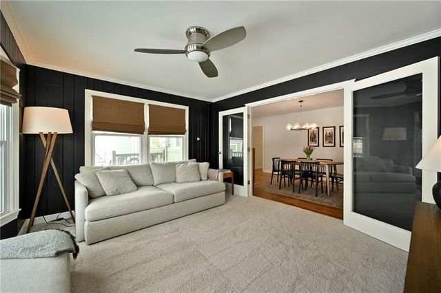 6000 W 101st Place, Overland Park, KS 66207