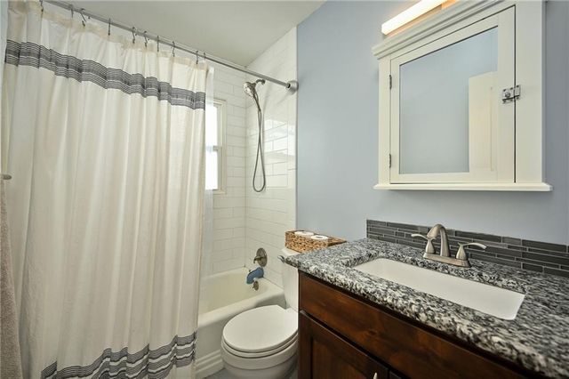 6000 W 101st Place, Overland Park, KS 66207