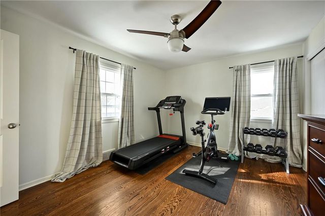 6000 W 101st Place, Overland Park, KS 66207