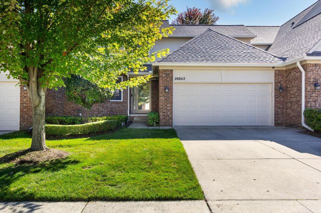 20842 Kenmare Drive, Macomb Twp, MI 48044