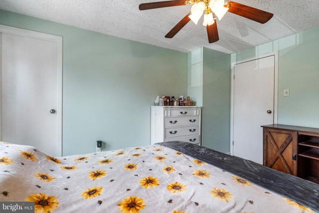 246 LILY CT, Hagerstown, MD 21740