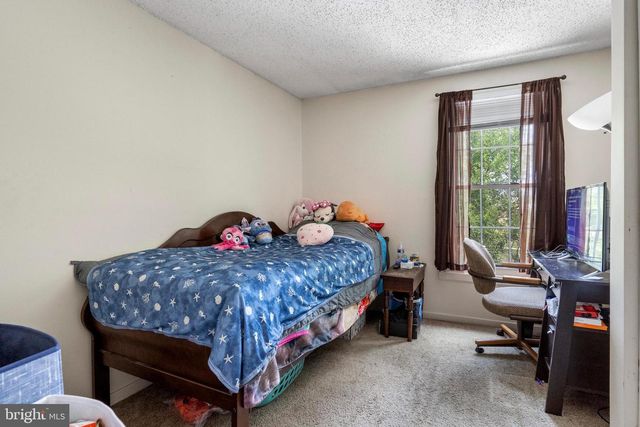 246 LILY CT, Hagerstown, MD 21740