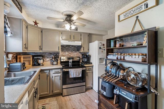 246 LILY CT, Hagerstown, MD 21740