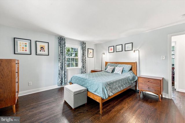 6 SHARPLESS LN, Media, PA 19063