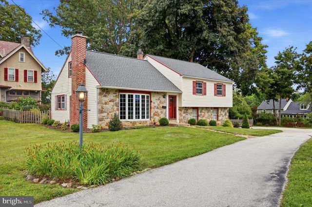 6 SHARPLESS LN, Media, PA 19063
