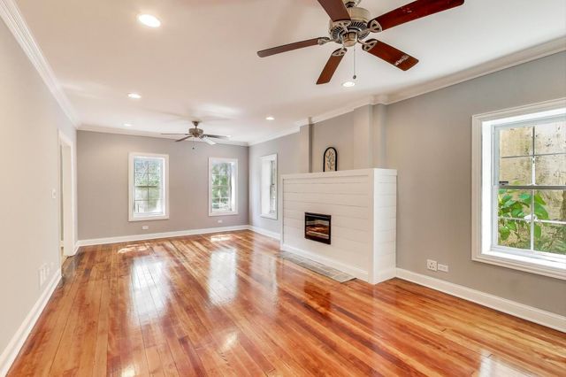 9340 S Vanderpoel Avenue, Chicago, IL 60643