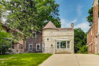 9340 S Vanderpoel Avenue, Chicago, IL 60643