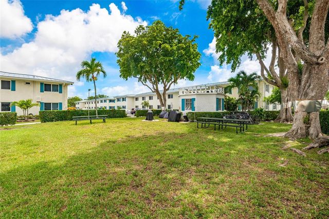 1821 NE 62nd Street 310, Fort Lauderdale, FL 33308