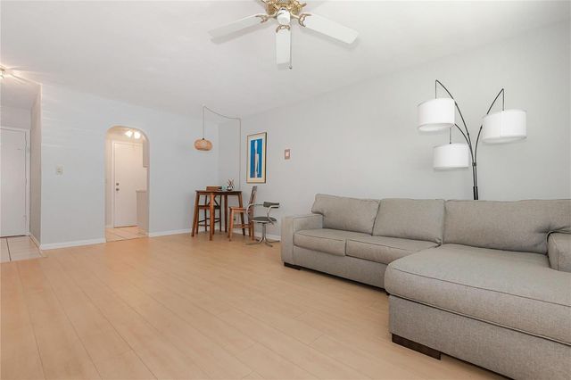 1821 NE 62nd Street 310, Fort Lauderdale, FL 33308