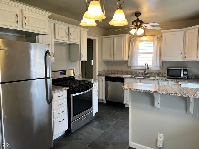 1328 Wallace Avenue, Indianapolis, IN 46201