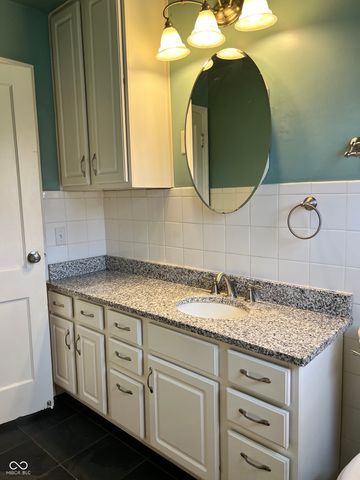 1328 Wallace Avenue, Indianapolis, IN 46201