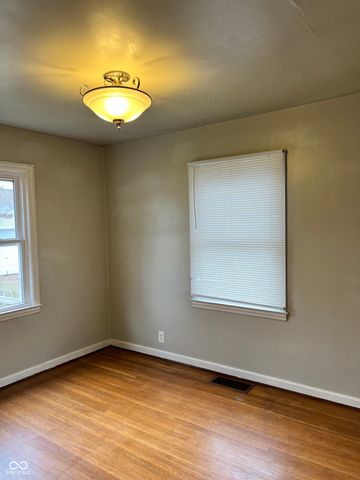 1328 Wallace Avenue, Indianapolis, IN 46201