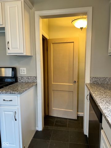 1328 Wallace Avenue, Indianapolis, IN 46201