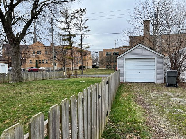 1328 Wallace Avenue, Indianapolis, IN 46201