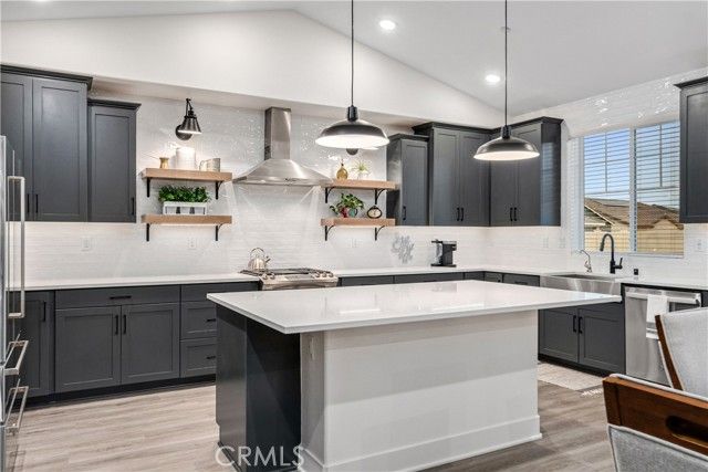 8812 W Dale Drive, Lancaster, CA 93536