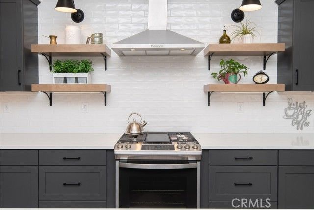 8812 W Dale Drive, Lancaster, CA 93536