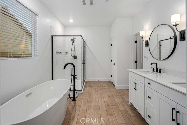 8812 W Dale Drive, Lancaster, CA 93536