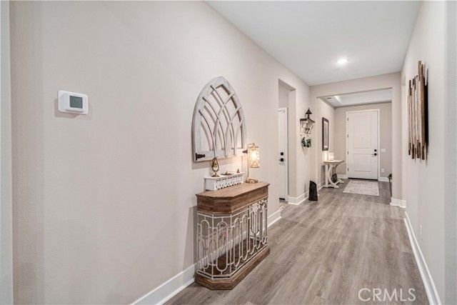 8812 W Dale Drive, Lancaster, CA 93536