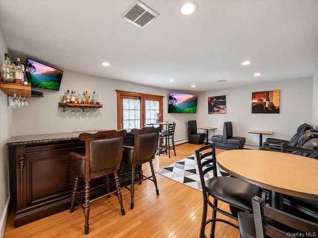 21 Argow Place, Nanuet, NY 10954