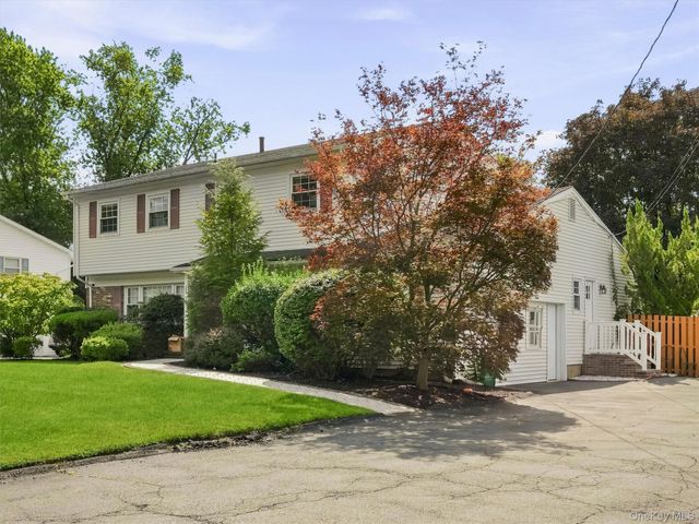 21 Argow Place, Nanuet, NY 10954