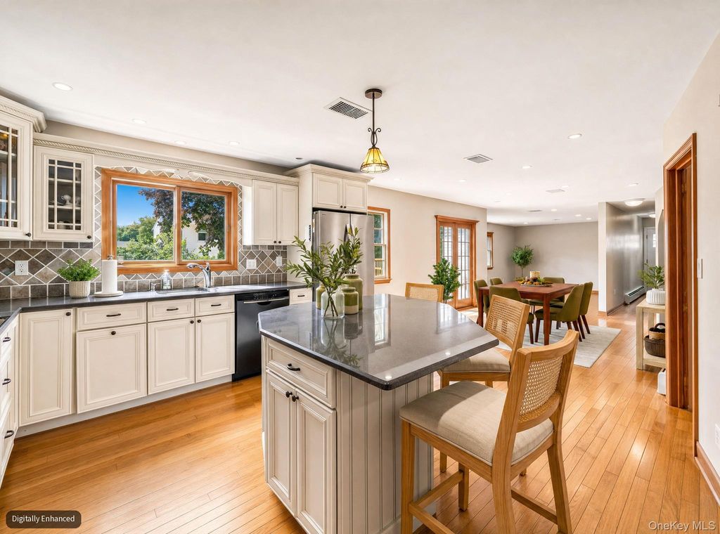 21 Argow Place, Nanuet, NY 10954 — photo 3