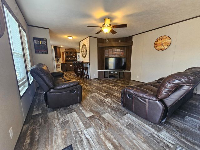 23 Forest View Road, London, KY 40744